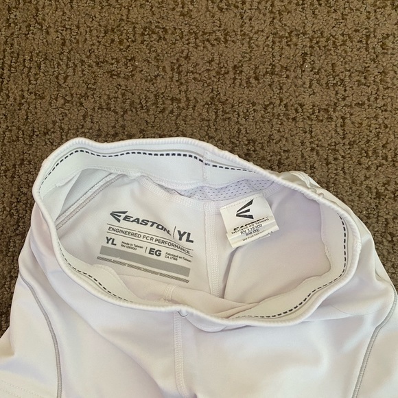 Sliding shorts - Picture 3 of 3